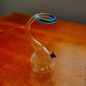 Glass pen ink holder